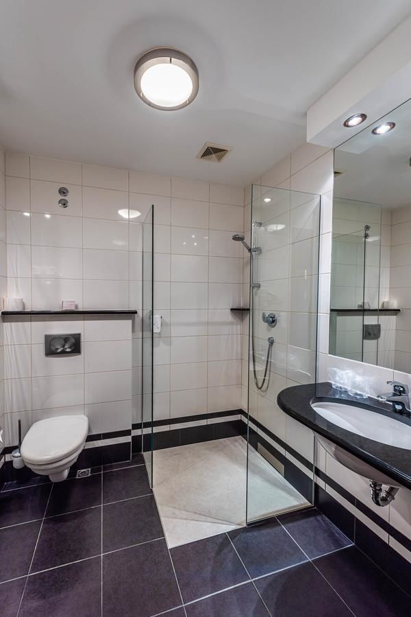 Отель Hotel Na Półboru Серадз