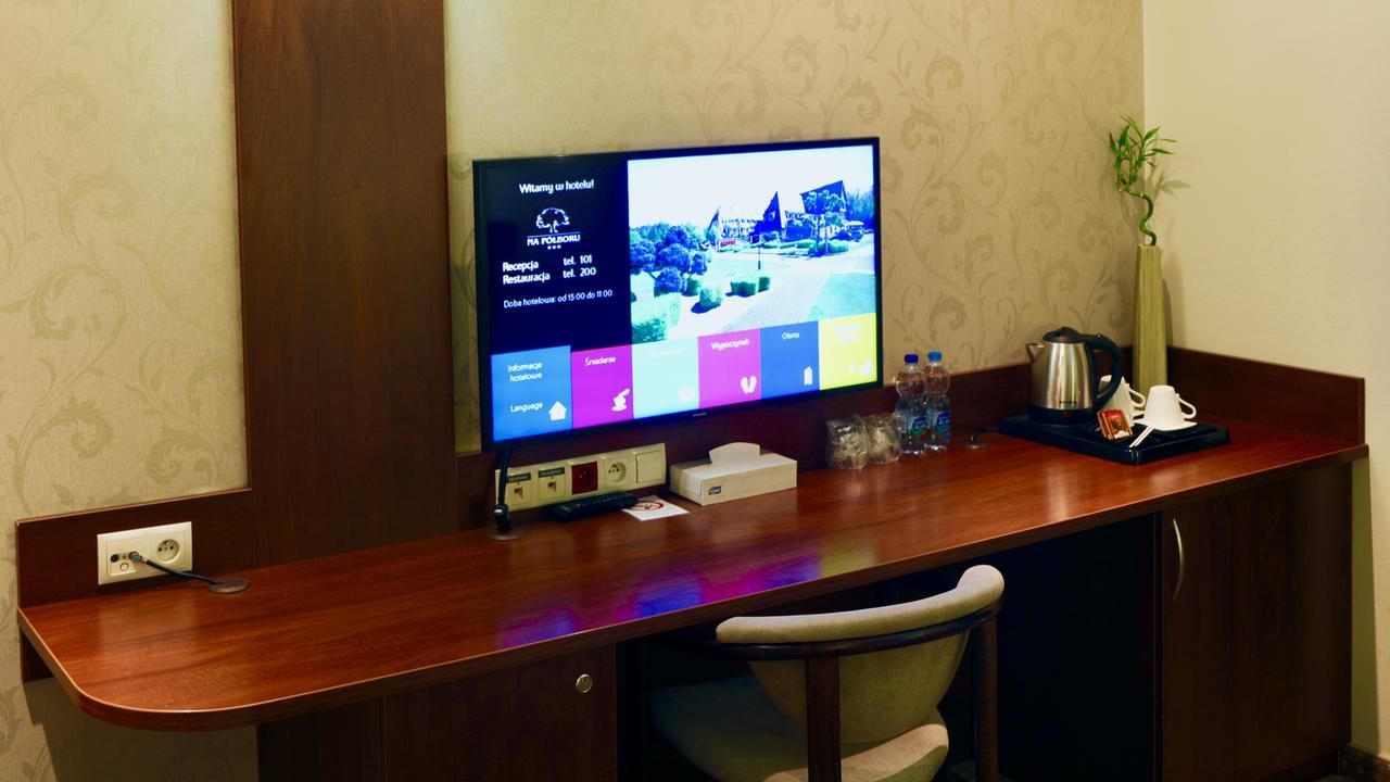 Отель Hotel Na Półboru Серадз-46