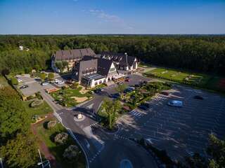 Отель Hotel Na Półboru Серадз-0